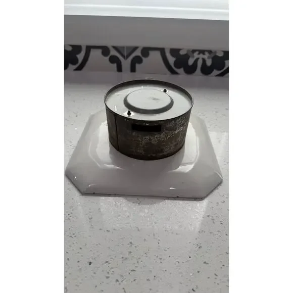 Vintage Delft Wall Clock - 8 Day Germany Blue & White -Missing Pendulum and Key - Picture 5 of 5